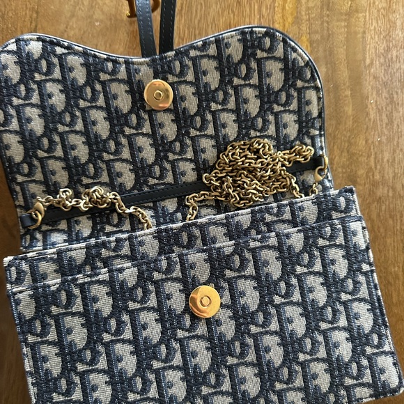 Dior saddle pouch with removable chain- price as listed or best offer - Picture 2 of 9